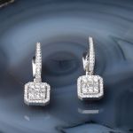 0,72 Karat Baget Pırlanta Küpe  resmi