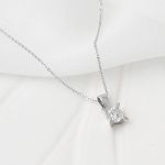 Zer 0,08 Karat Tektaş Pırlanta Kolye  resmi