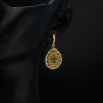 Ottoman Yeşil Taşlı Damla Altın Küpe resmi