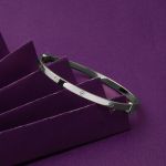 Vidalı Beyaz Kelepçe Altın Bilezik resmi