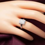 Beyaz Altın Baget Taşlı Spor Yüzük resmi