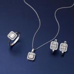 14 Ayar Klasik Beyaz Altın Baget Taşlı Set resmi