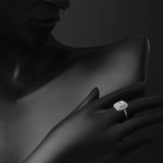 Baget Taşlı Tasarım Beyaz Altın Yüzük resmi