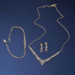 Minimal Tasarım 14 Ayar Altın Nişan Seti resmi