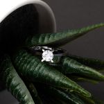 0,38 Karat Mozanit Tektaşlı Altın Yüzük resmi