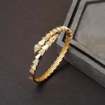 Serpenti 14 Ayar Kelepçe Altın Bilezik resmi