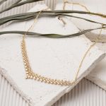 Modern Tasarım 14 Ayar Altın Hanımeli Takı Seti resmi