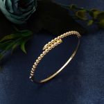 Çivili Spor Model 14 Ayar Altın Kelepçe Bilezik resmi