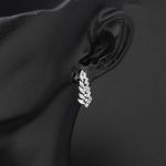 14 Ayar Markiz Baget Taşlı Beyaz Altın Nişan Seti resmi