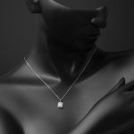 14 Ayar Klasik Beyaz Altın Baget Kolye resmi